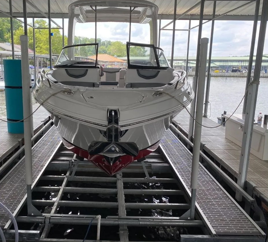 Econo Lift 14000 lb boat lift- 1428 HDB
